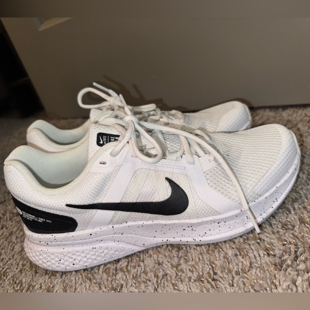 Nike White and Black Running Shoes